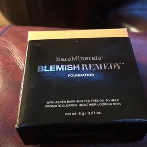 bareMinerals Blemish Remedy Foundation